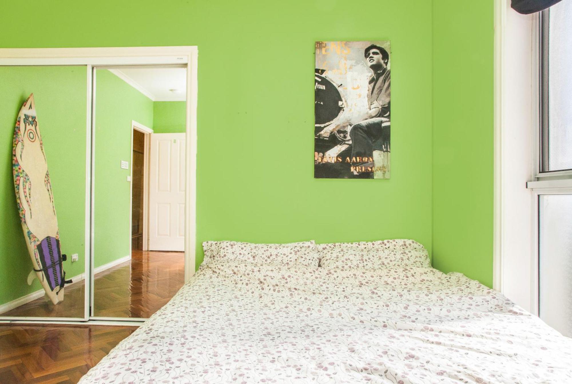 Abbotsford Private Rooms & Pods - 15 Charles Homestay Melbourne Exterior photo