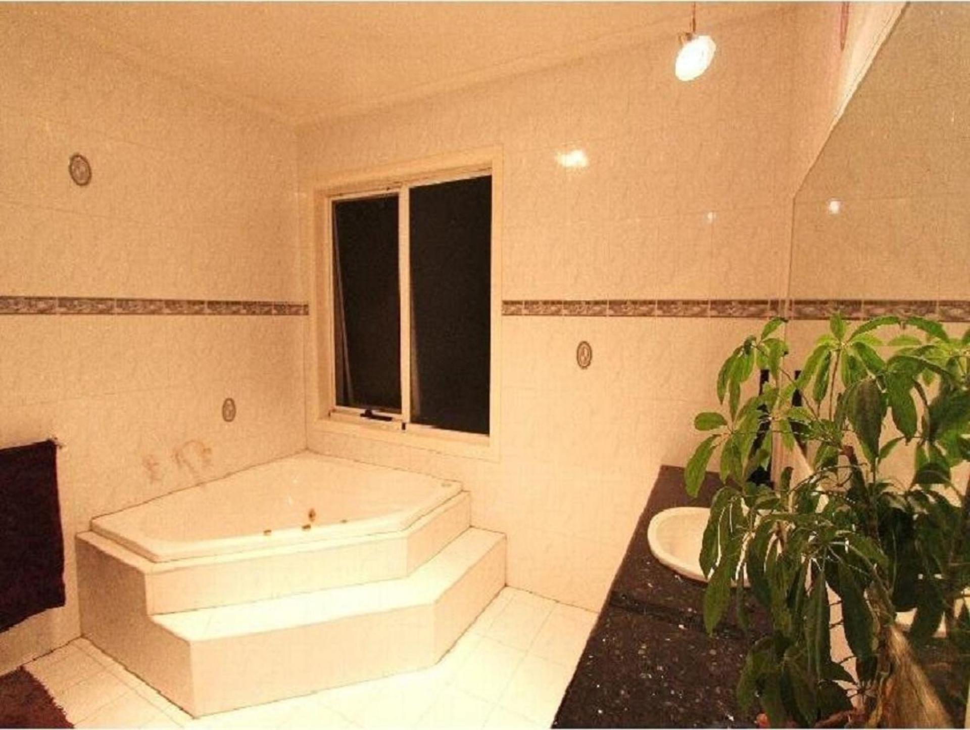 Abbotsford Private Rooms & Pods - 15 Charles Homestay Melbourne Exterior photo