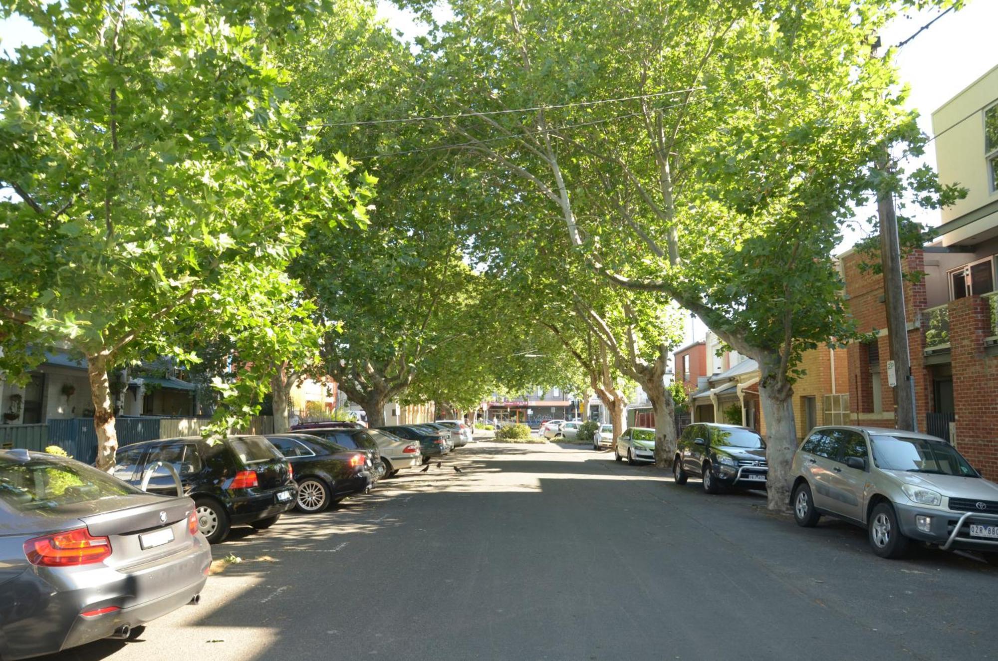 Abbotsford Private Rooms & Pods - 15 Charles Homestay Melbourne Exterior photo